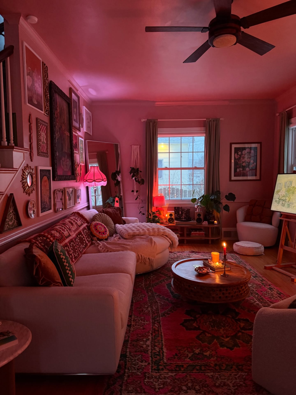 25 Baddie Living Room Ideas » ComfyIdeas.com