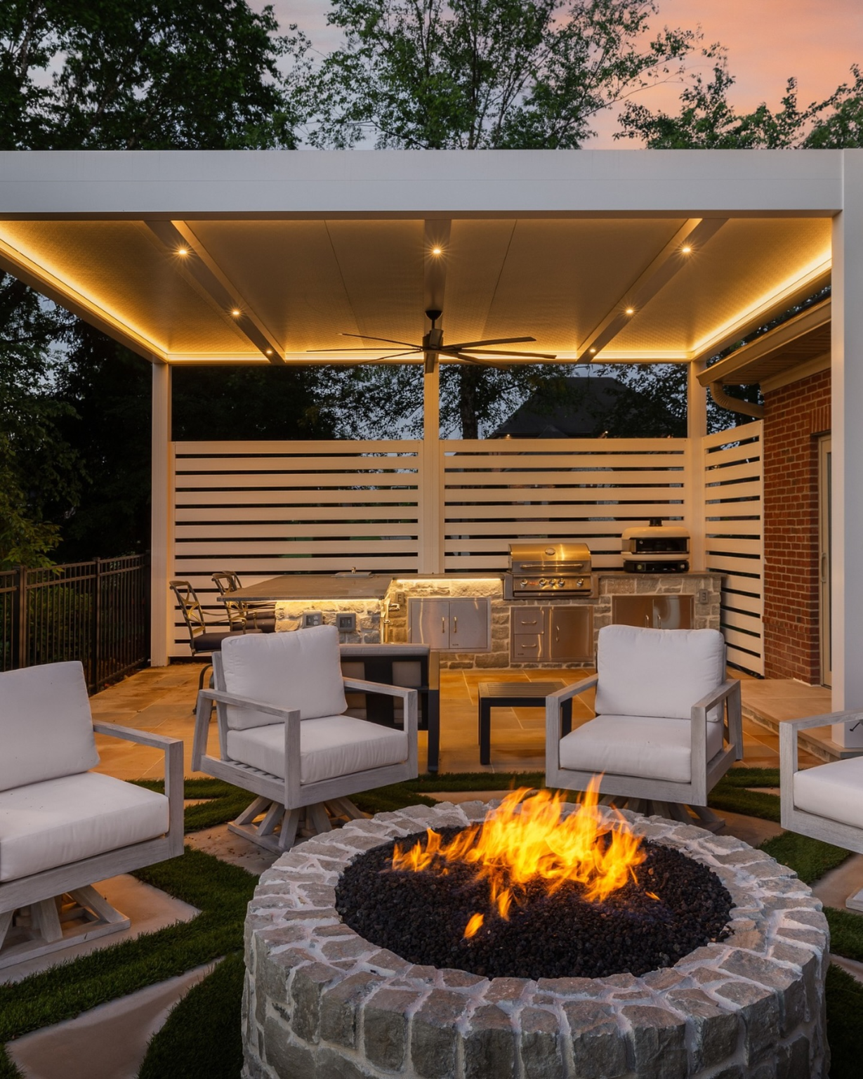 25 Covered Outdoor Patio Ideas You Must Try » ComfyIdeas.com