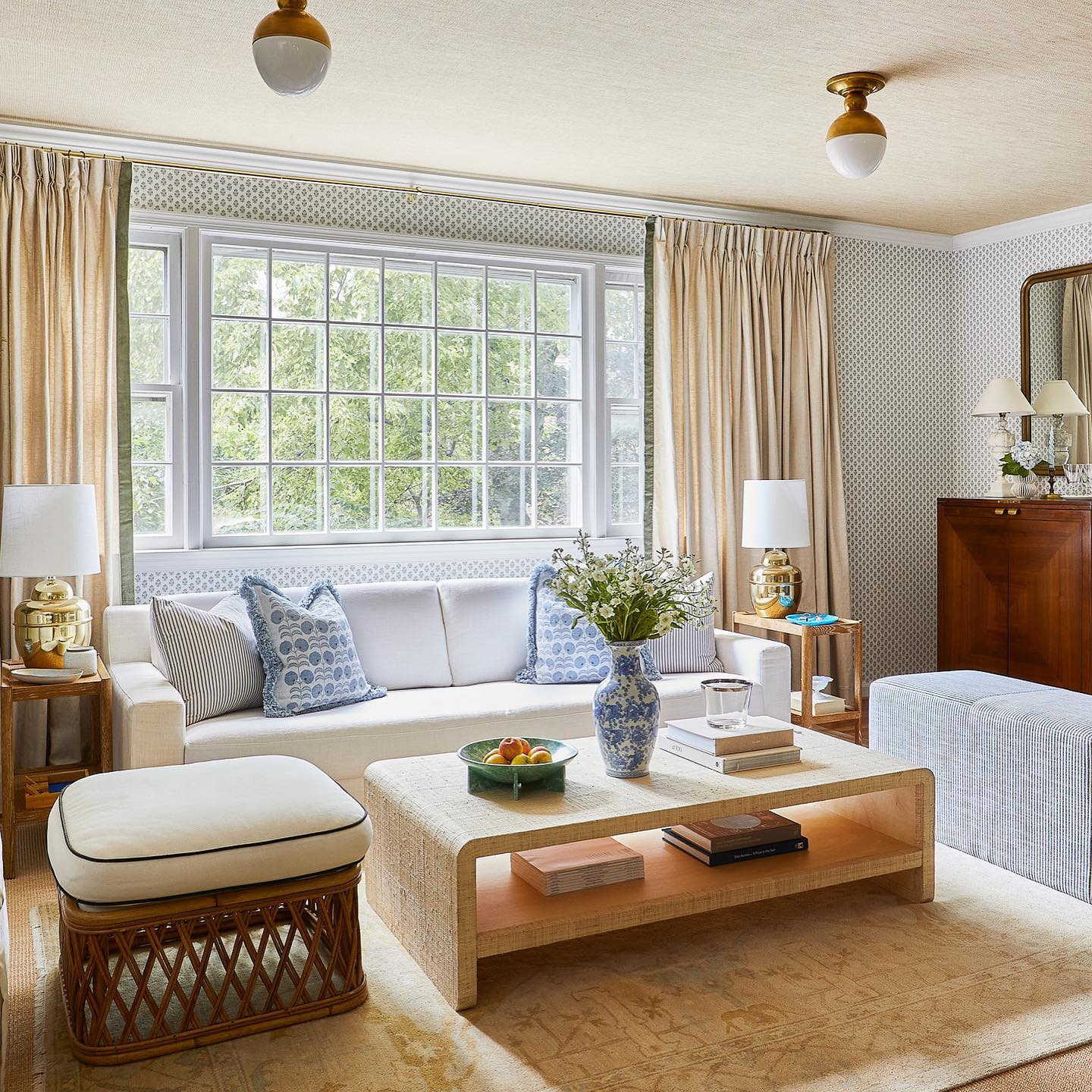 25 Stunning Blue and Cream Living Room Ideas to Transform Your Space ...