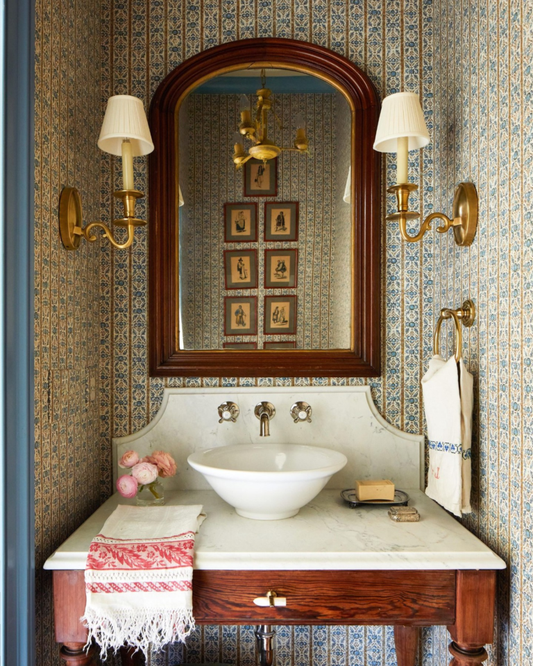24 Tiny Powder Room Ideas: Decor, Sanitary & Wall Art » ComfyIdeas.com